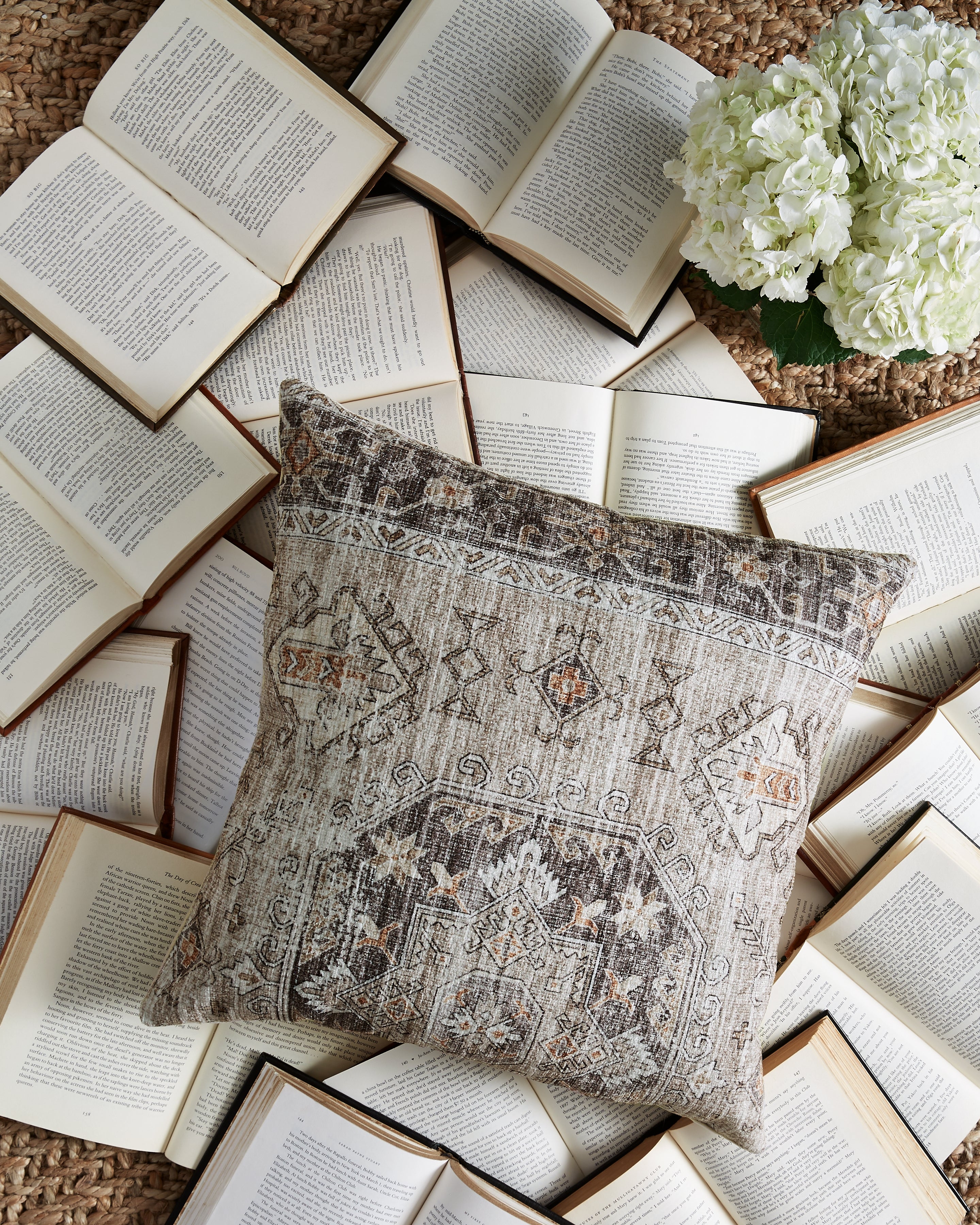 Prime Furniture - Ashley Furniture - Roseridge Pillows - Pillow (4/CS) / Brown/Black/Cream - A1000972