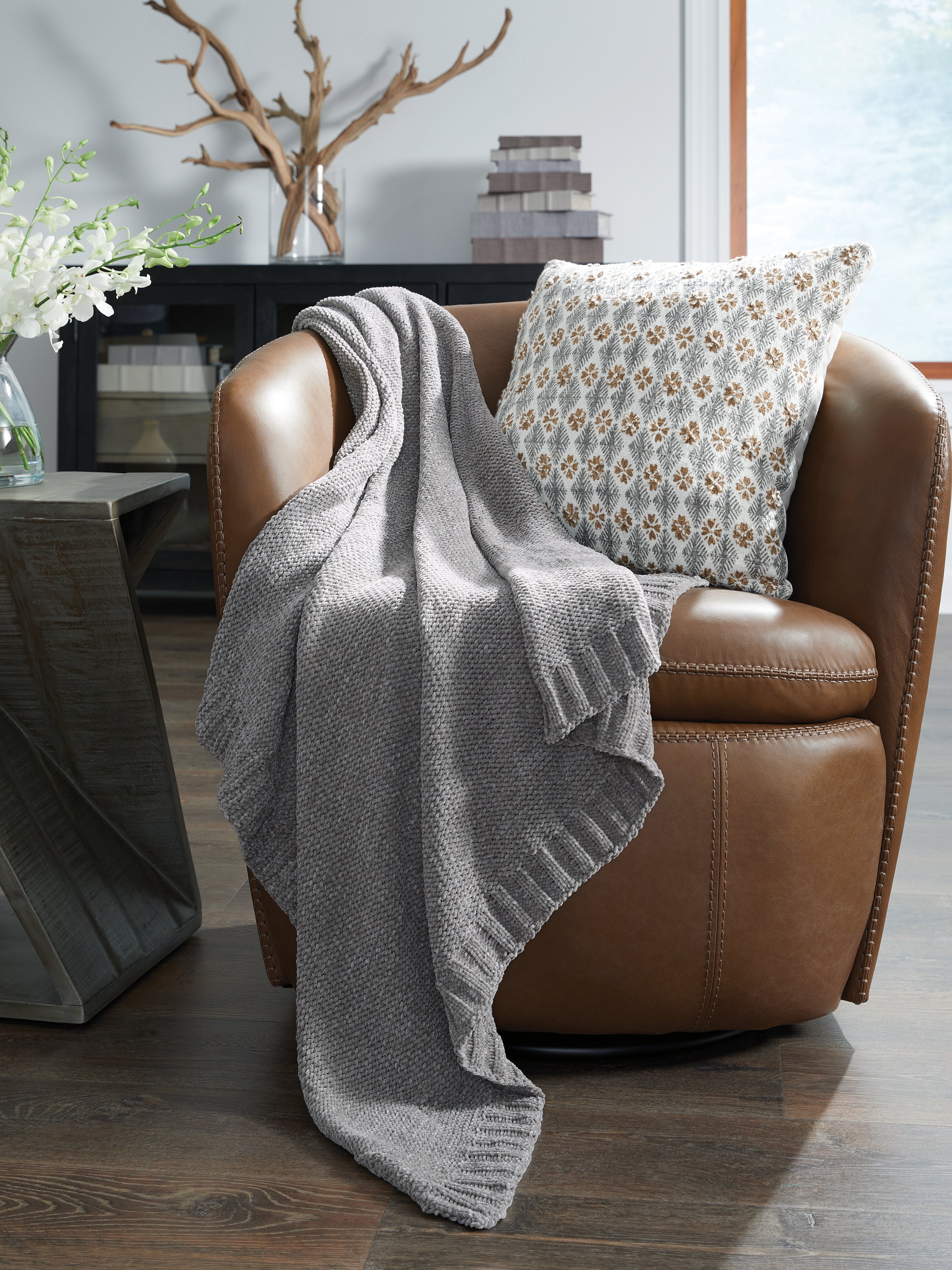 Prime Furniture - Ashley Furniture - Anawood Throw (Set of 3) - Throw (3/CS) / Gray - A1001097
