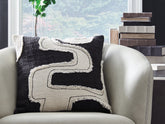 Prime Furniture - Ashley Furniture - Veerbank Pillows - Pillow (4/CS) / Black/Beige - A1001114