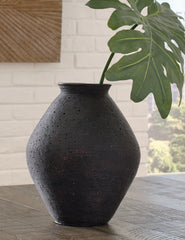 Prime Furniture - Ashley Furniture - Hannela Vase - Vase / Antique Tan - A2000514