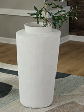 Prime Furniture - Ashley Furniture - Flurinworth Vase - Vase / Cream - A2000768