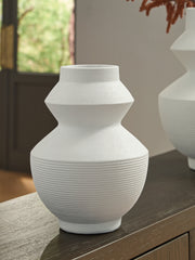 Prime Furniture - Ashley Furniture - Naveen Vase - Vase / White - A2000870
