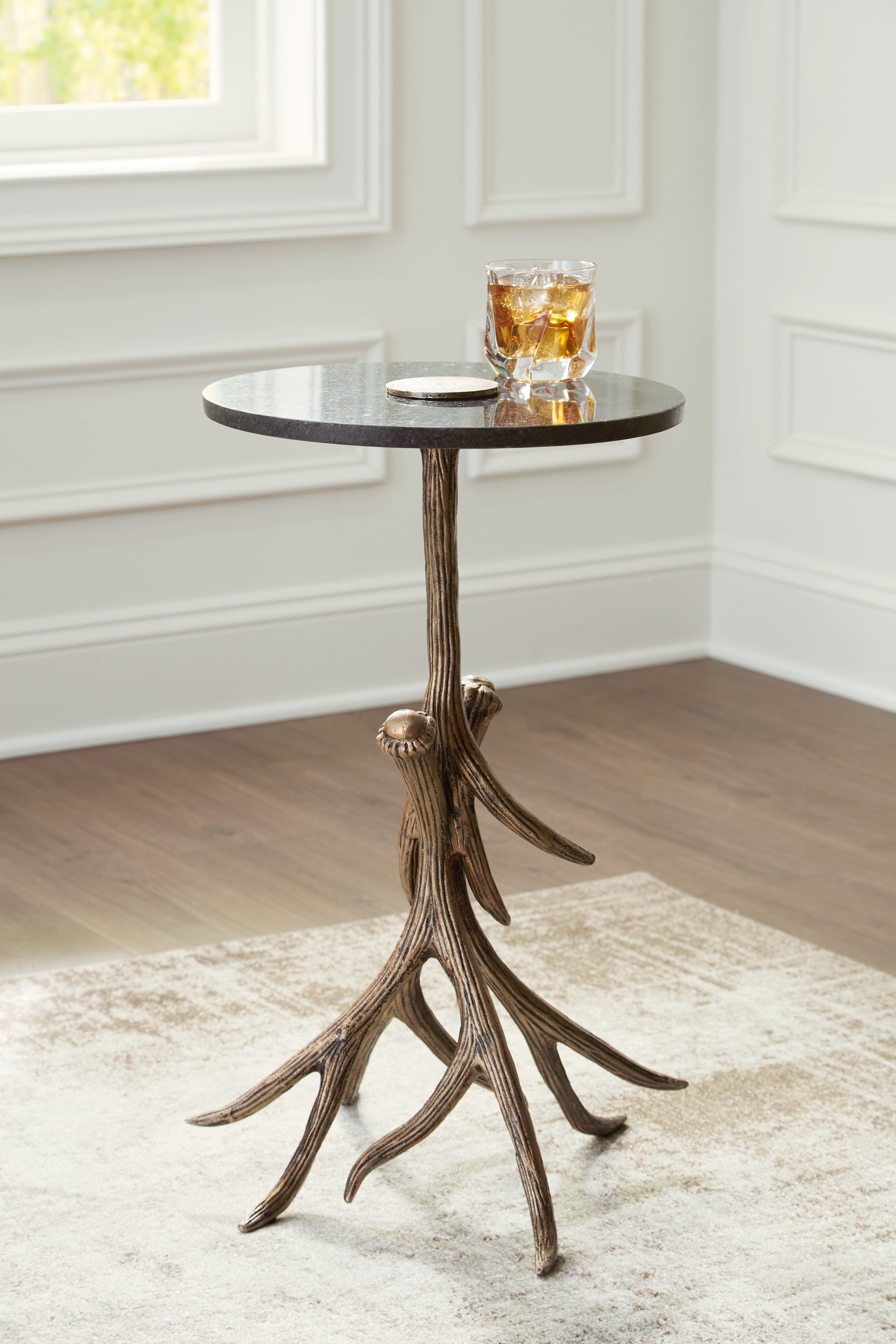 Prime Furniture - Ashley Furniture - Lemkins Accent Table - Accent Table / Black/Antique Gold Finish - A4000606