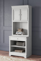 Prime Furniture - Ashley Furniture - Kanwyn Bookcase - Bookcase / Whitewash - H777H7