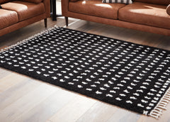 Prime Furniture - Ashley Furniture - Minston Rug - 5' x 7' Rug / Black/White - R405952