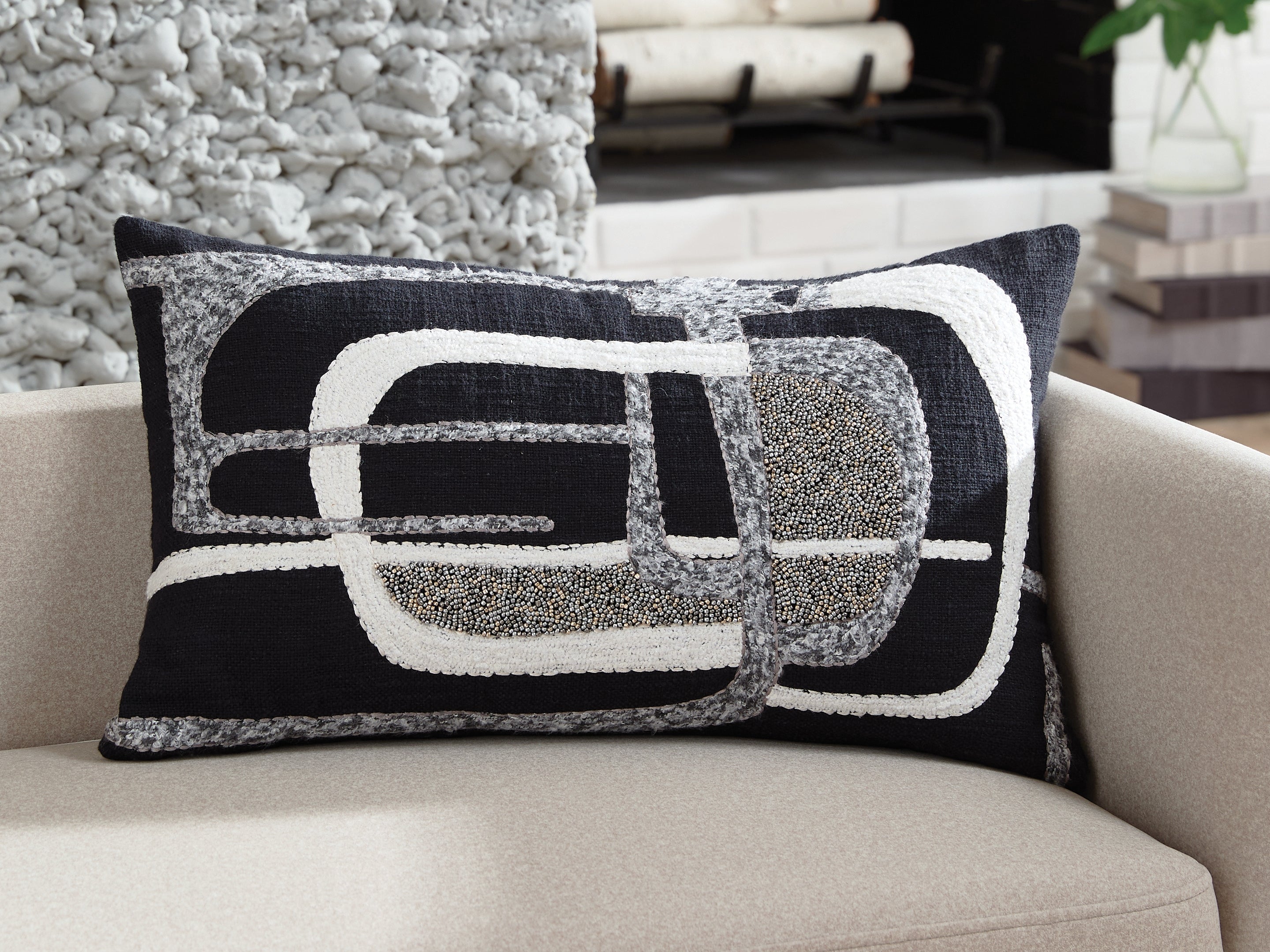 Prime Furniture - Ashley Furniture - Gavrileigh Pillows - Pillow (4/CS) / Black/Gray/Ivory - A1001113