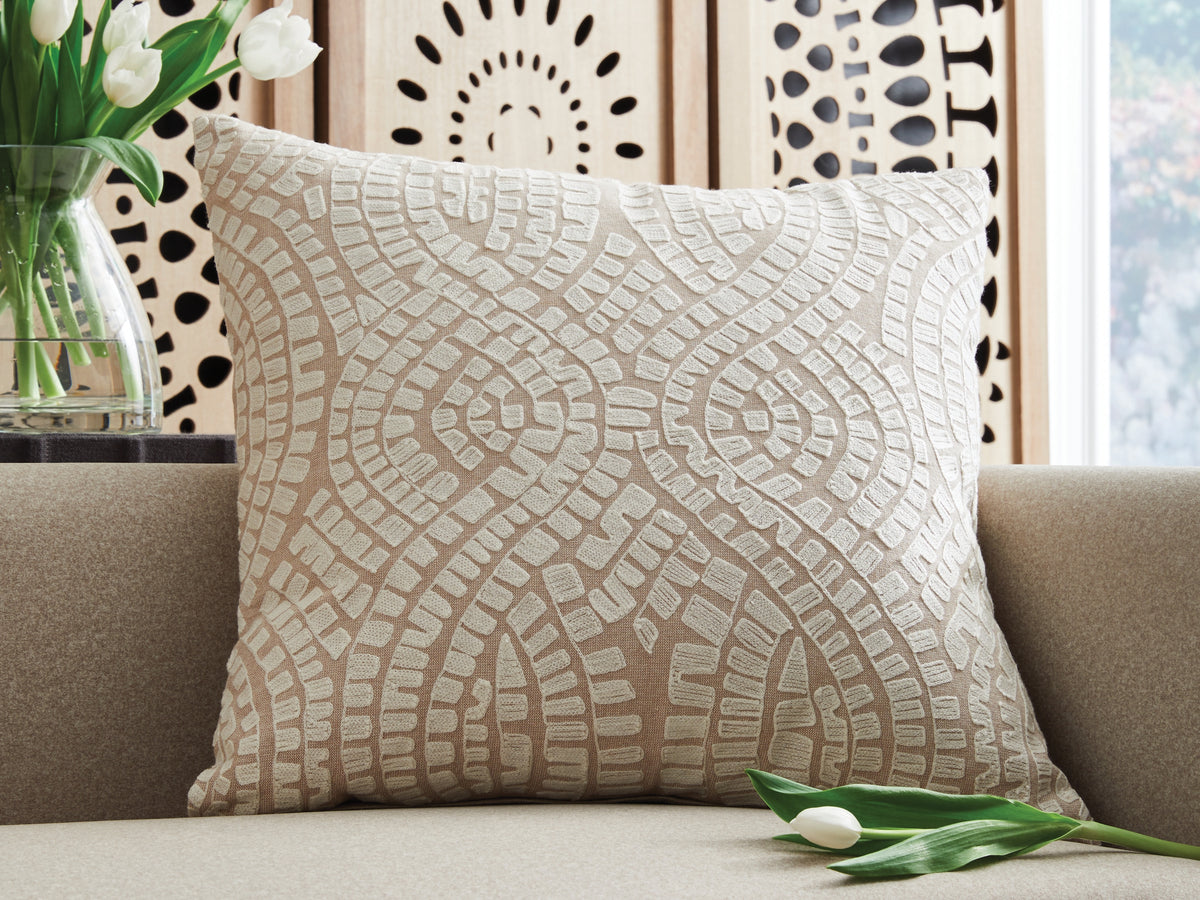 Prime Furniture - Ashley Furniture - Cortlen Pillows - Pillow (4/CS) / Beige/Ivory - A1001122