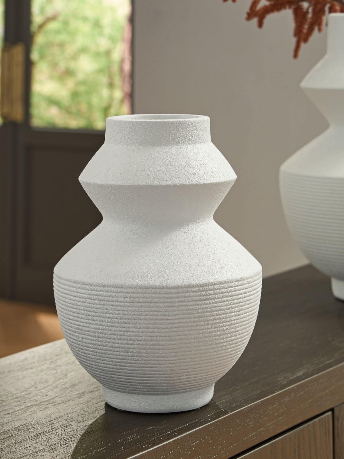 Prime Furniture - Ashley Furniture - Naveen Vase - Vase / White - A2000870