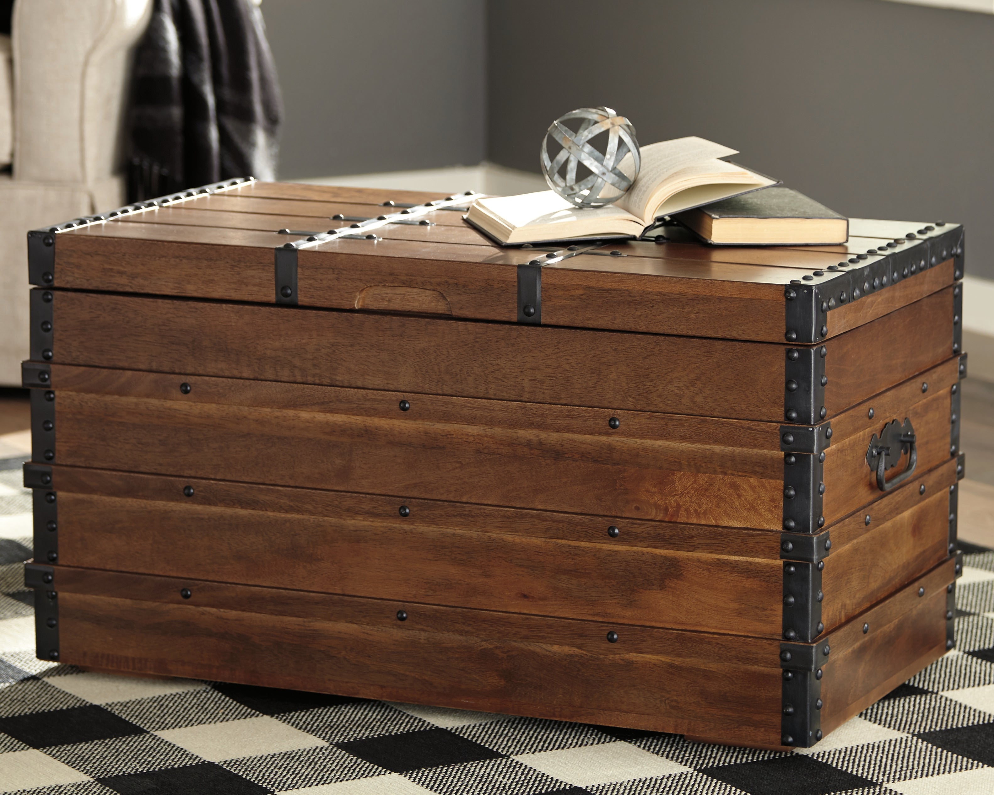 Prime Furniture - Ashley Furniture - Kettleby Storage Trunk - Storage Trunk / Brown - A4000096