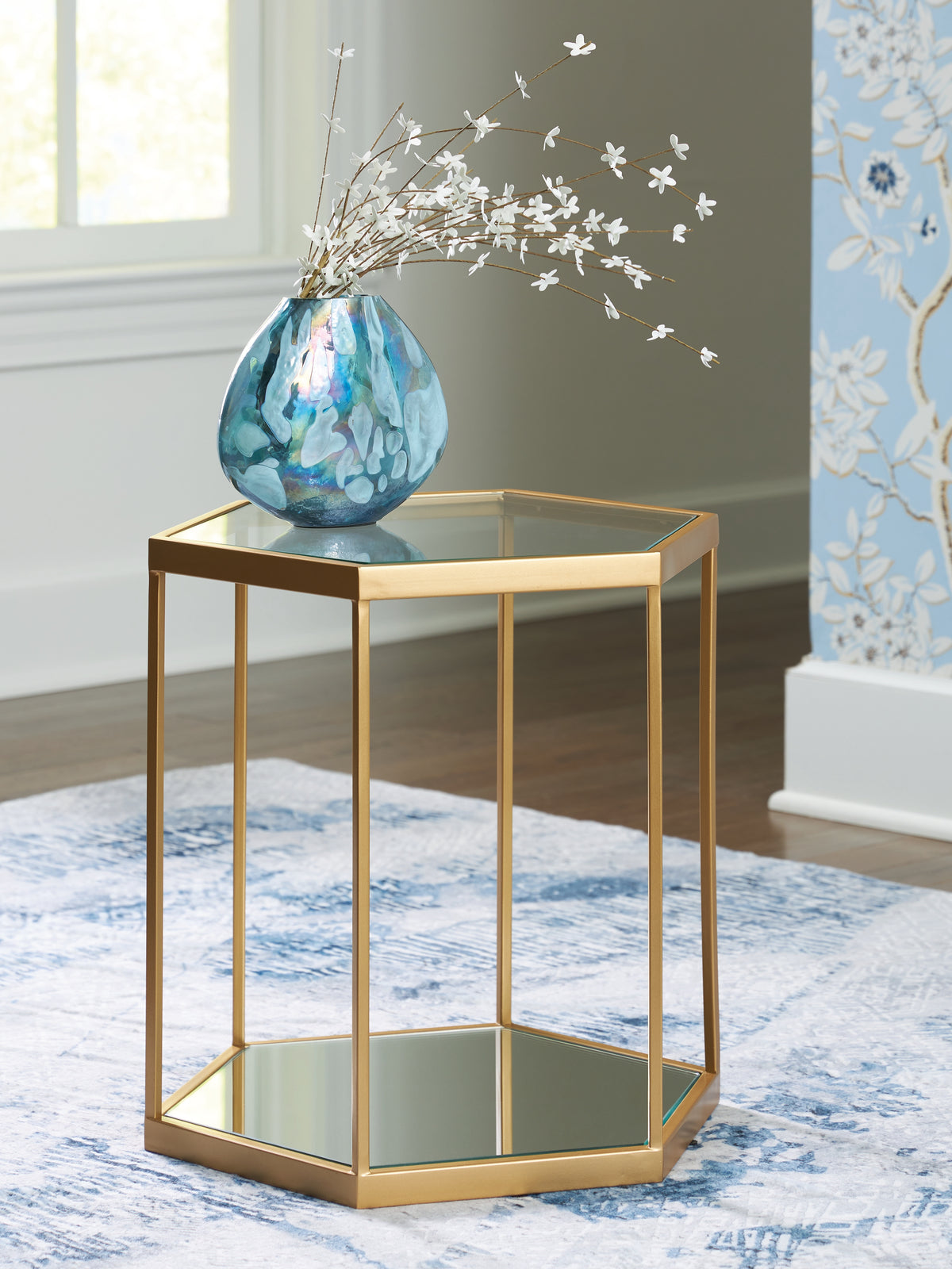 Prime Furniture - Ashley Furniture - Veerwick Accent Coffee Table - Accent Cocktail Table / Gold Finish - A4000661