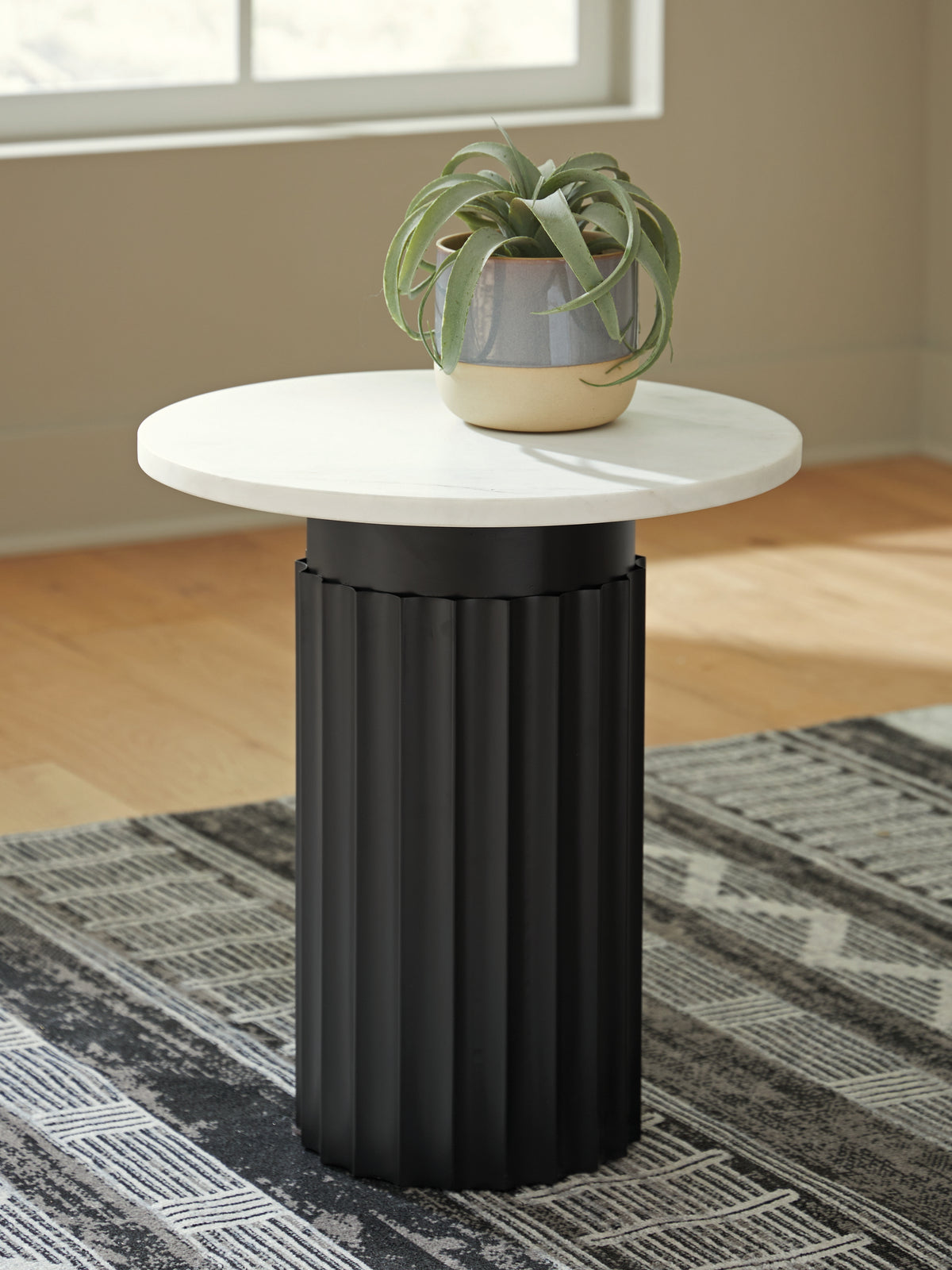 Prime Furniture - Ashley Furniture - Wainstone Accent Table - Accent Table / Black/White - A4000724