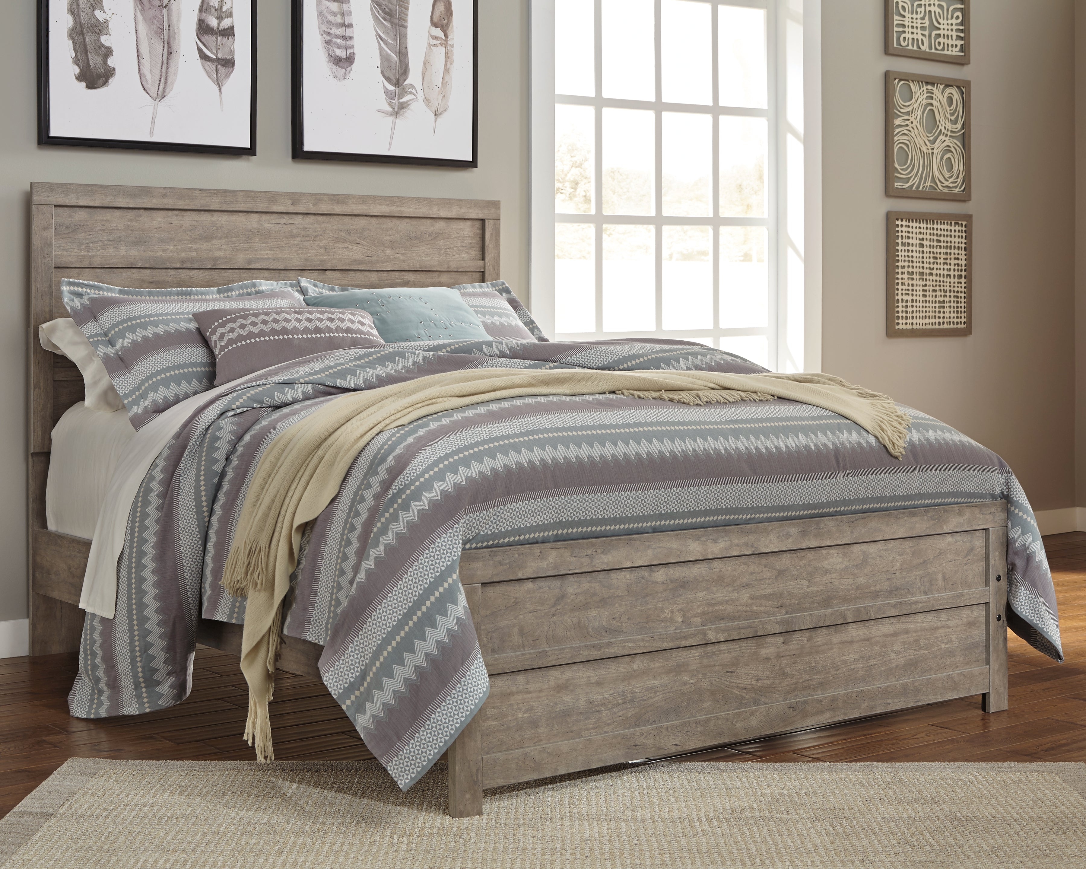 Prime Furniture - Ashley Furniture - Culverbach Bedroom - Queen Panel Bed / Gray - B070B8