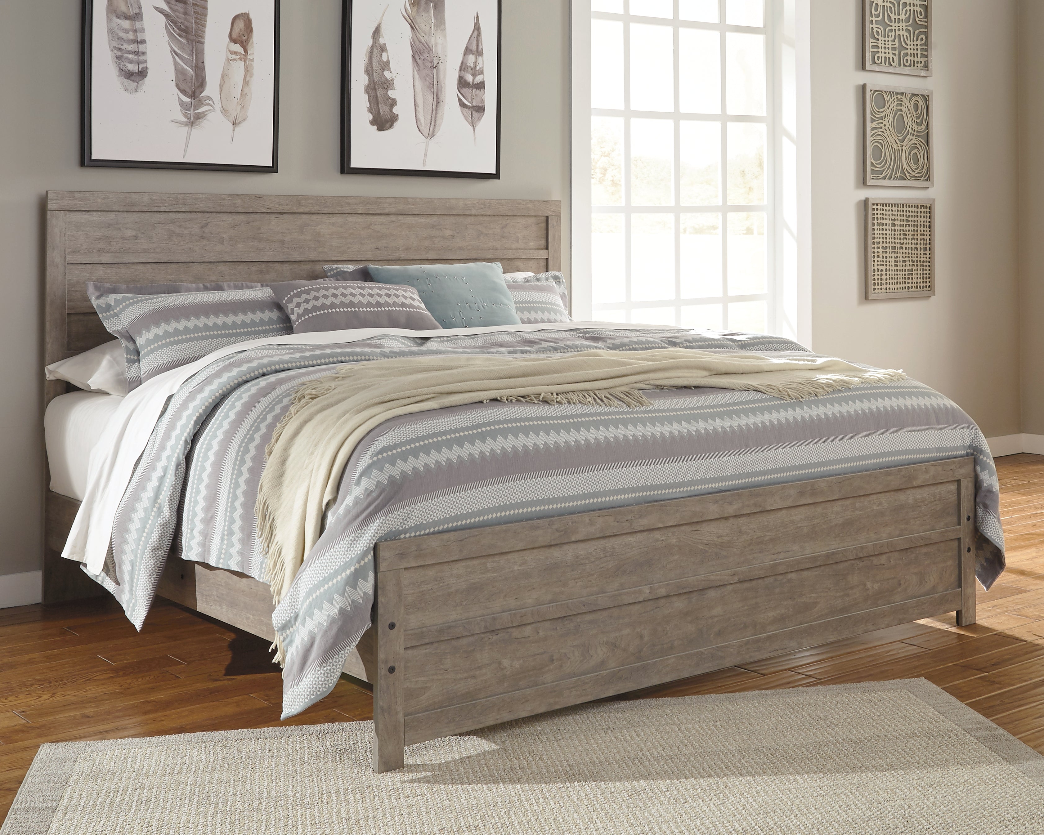 Prime Furniture - Ashley Furniture - Culverbach Bedroom - King Panel Bed / Gray - B070B10