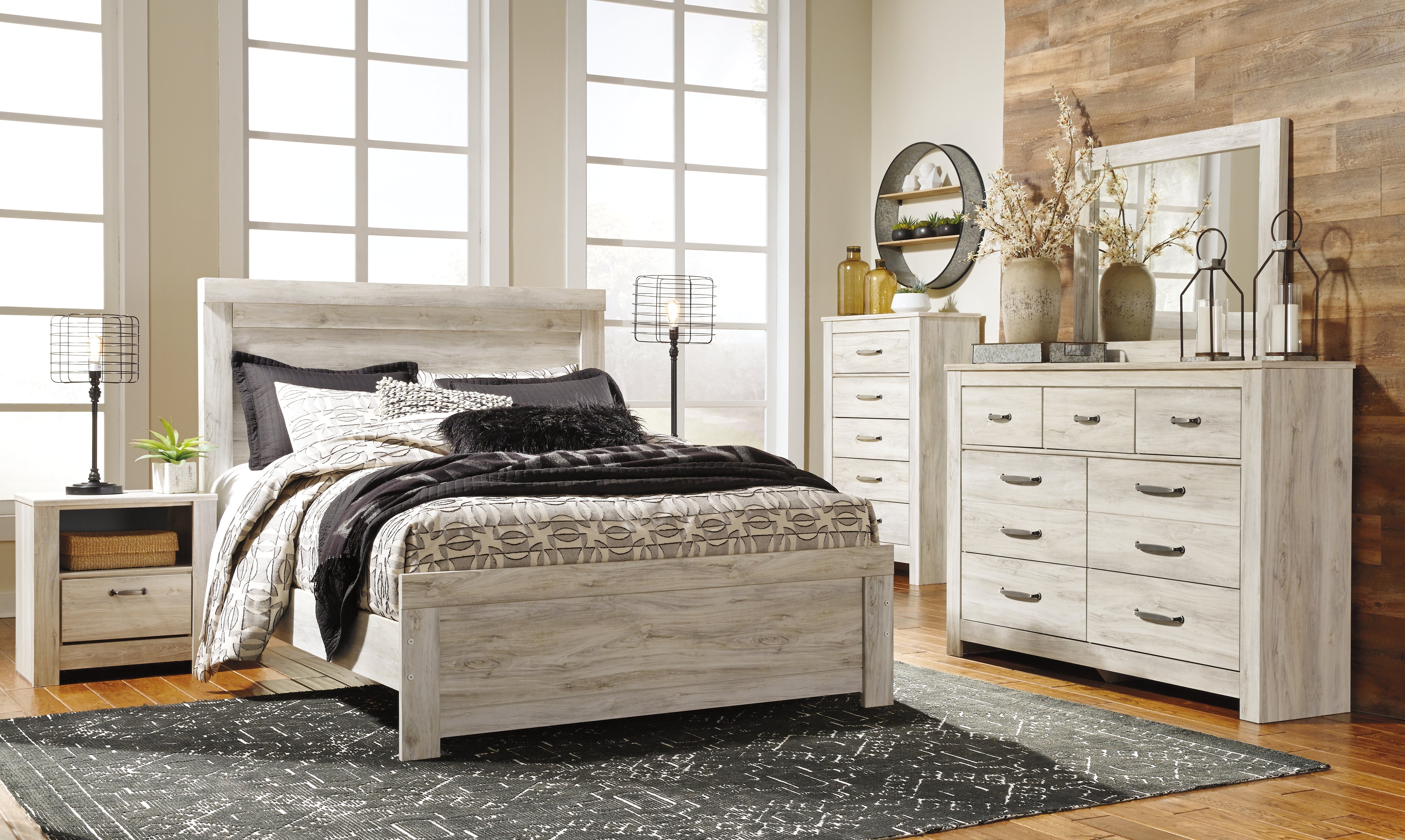 Prime Furniture - Ashley Furniture - Bellaby Bedroom - Queen Panel Bed / Whitewash - B331B2