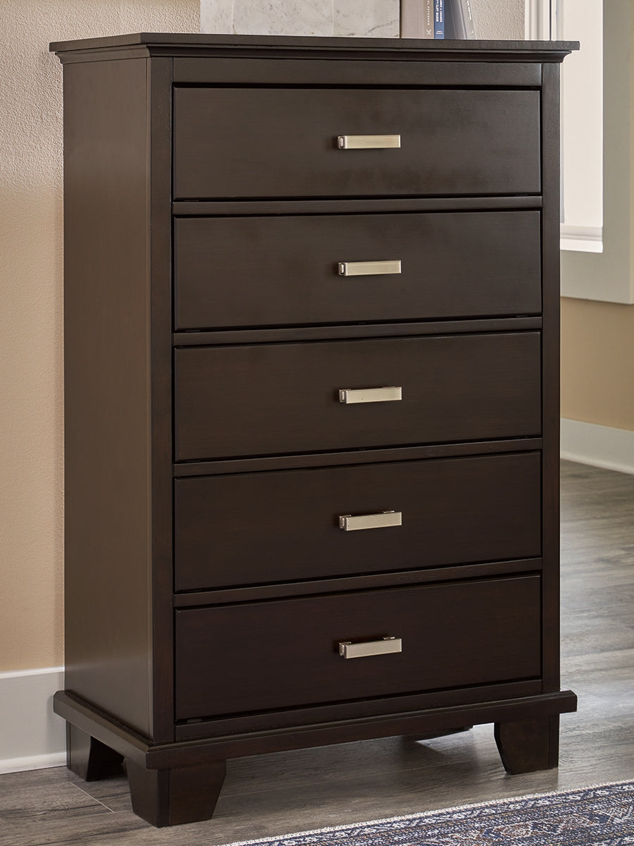 Prime Furniture - Ashley Furniture - Covetown Bedroom - Five Drawer Chest / Dark Brown - B441-46