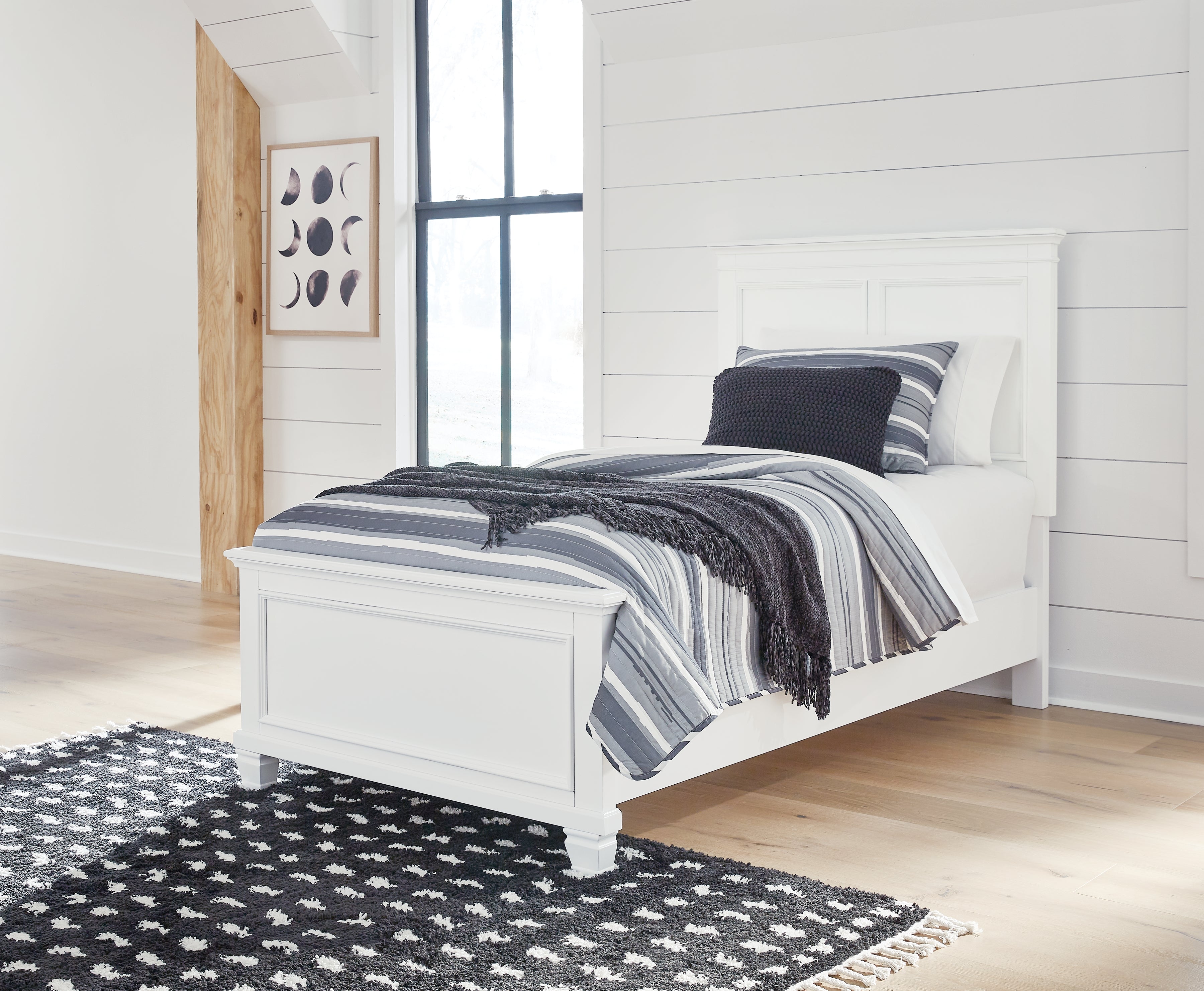 Prime Furniture - Ashley Furniture - Fortman Bedroom - Twin Panel Bed / White - B680B6