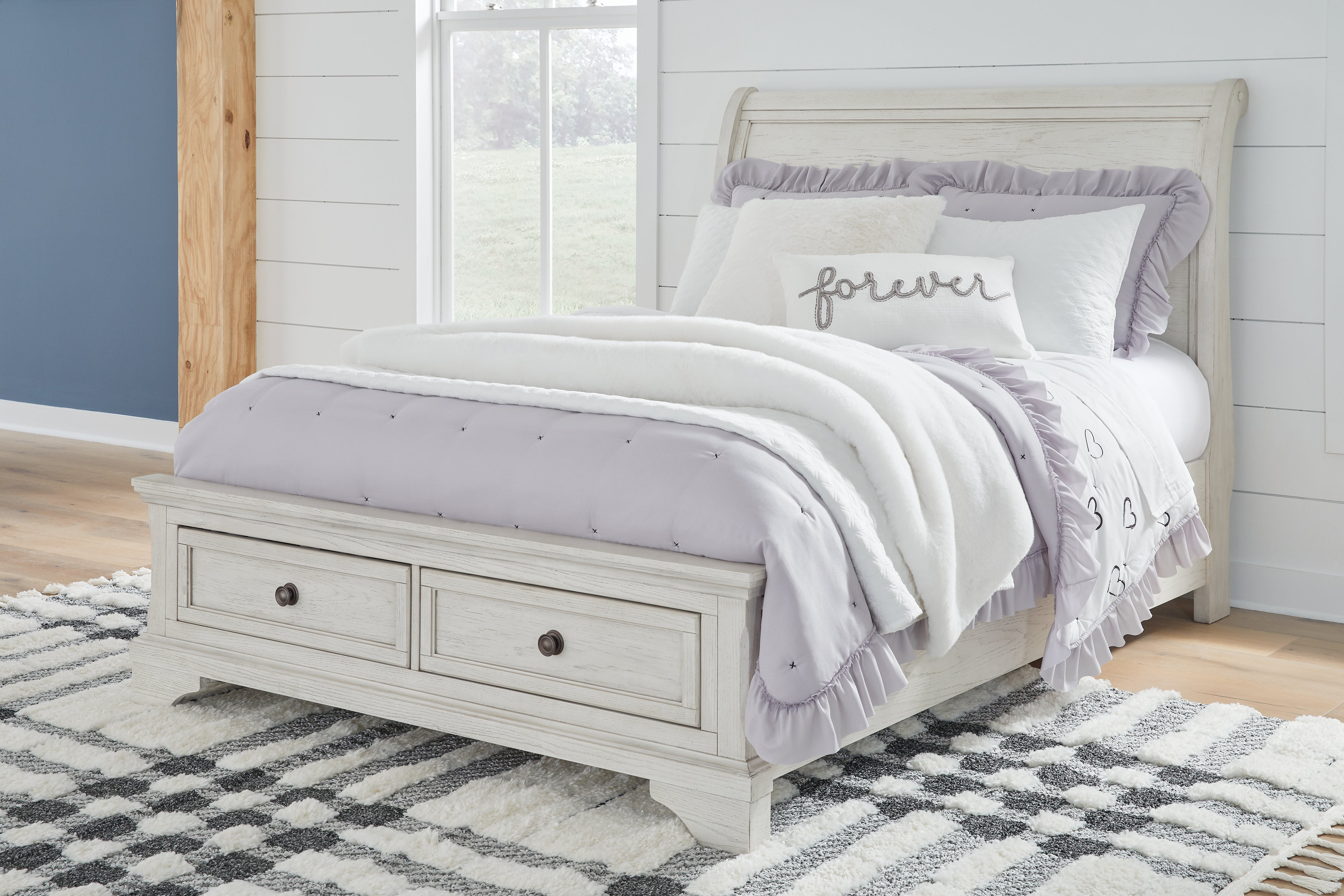 Prime Furniture - Ashley Furniture - Robbinsdale Bedroom - Full Sleigh Storage Bed / Antique White - B742B13