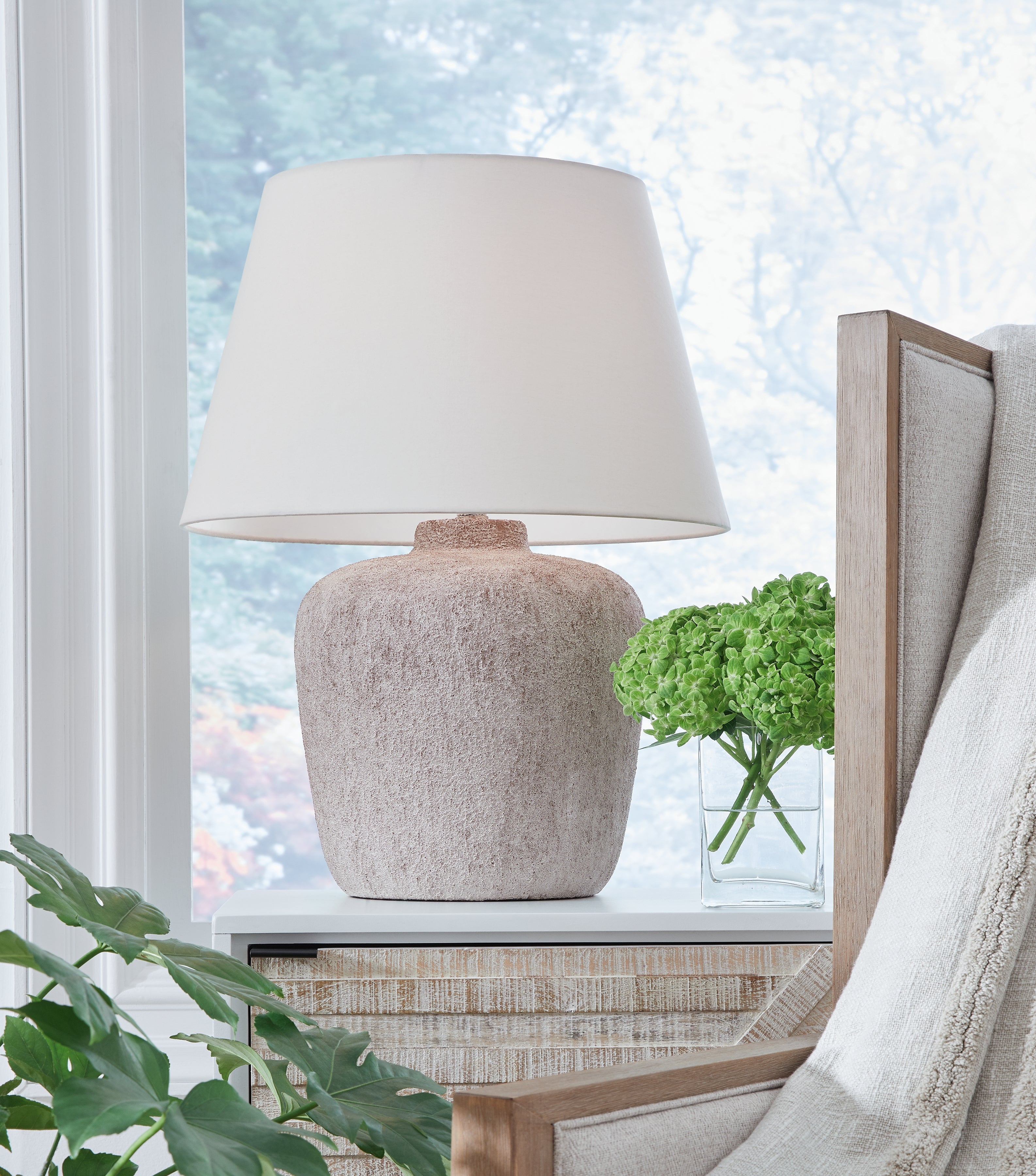 Prime Furniture - Ashley Furniture - Danry Lighting - Table Lamp (Set of 2) / Distressed Cream - L207454X2