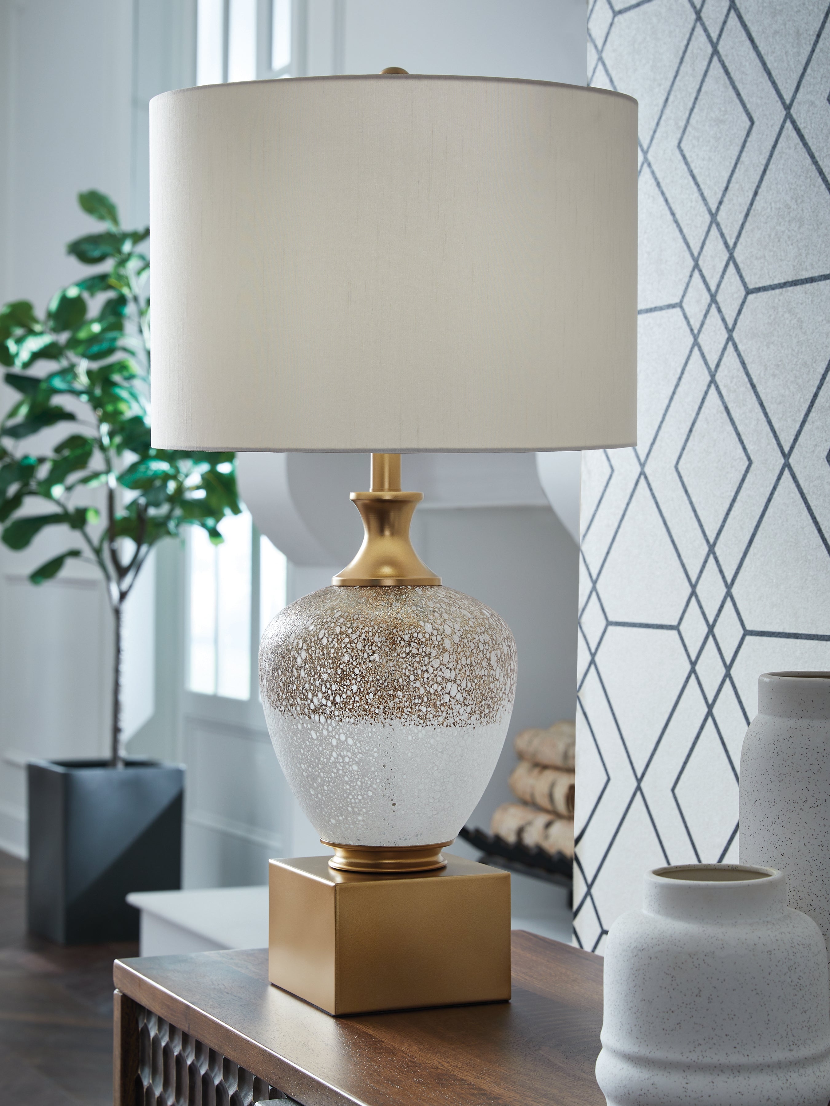 Prime Furniture - Ashley Furniture - Tavisburg Lighting - Glass Table Lamp (1/CN) / Brown/White/Gold - L430894