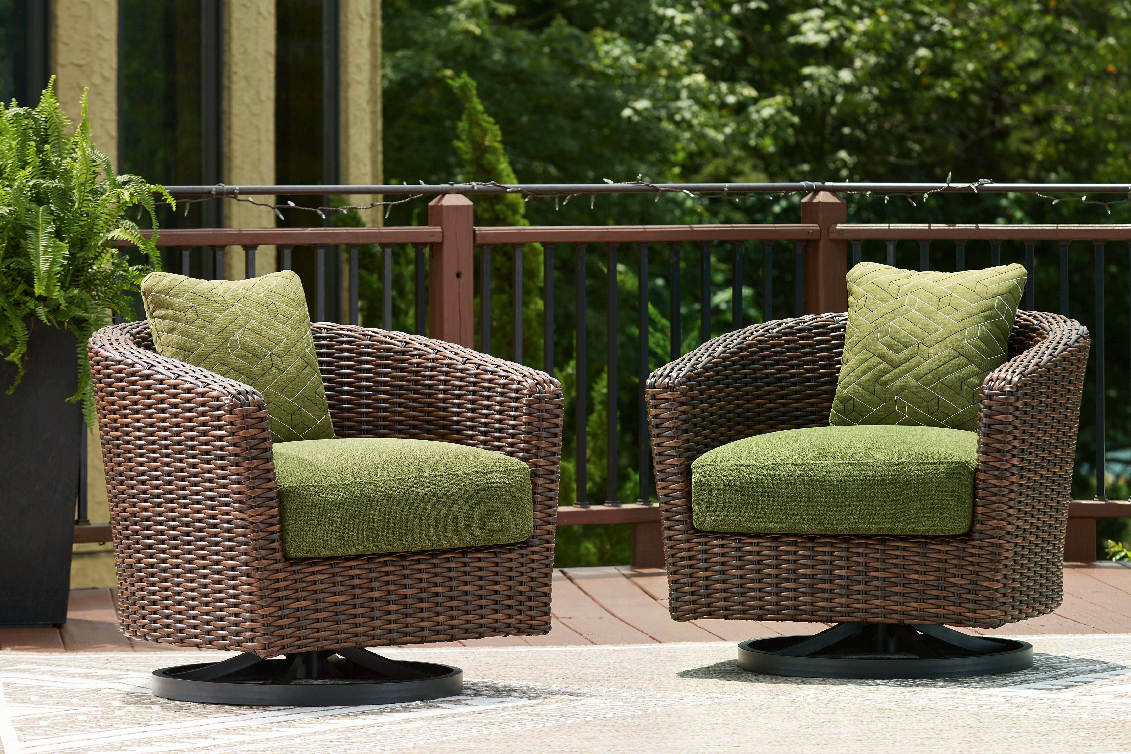Prime Furniture - Ashley Furniture - Horizon Hall Outdoor - Swivel Lounge w/ Cushion / Brown/Green - P572-821
