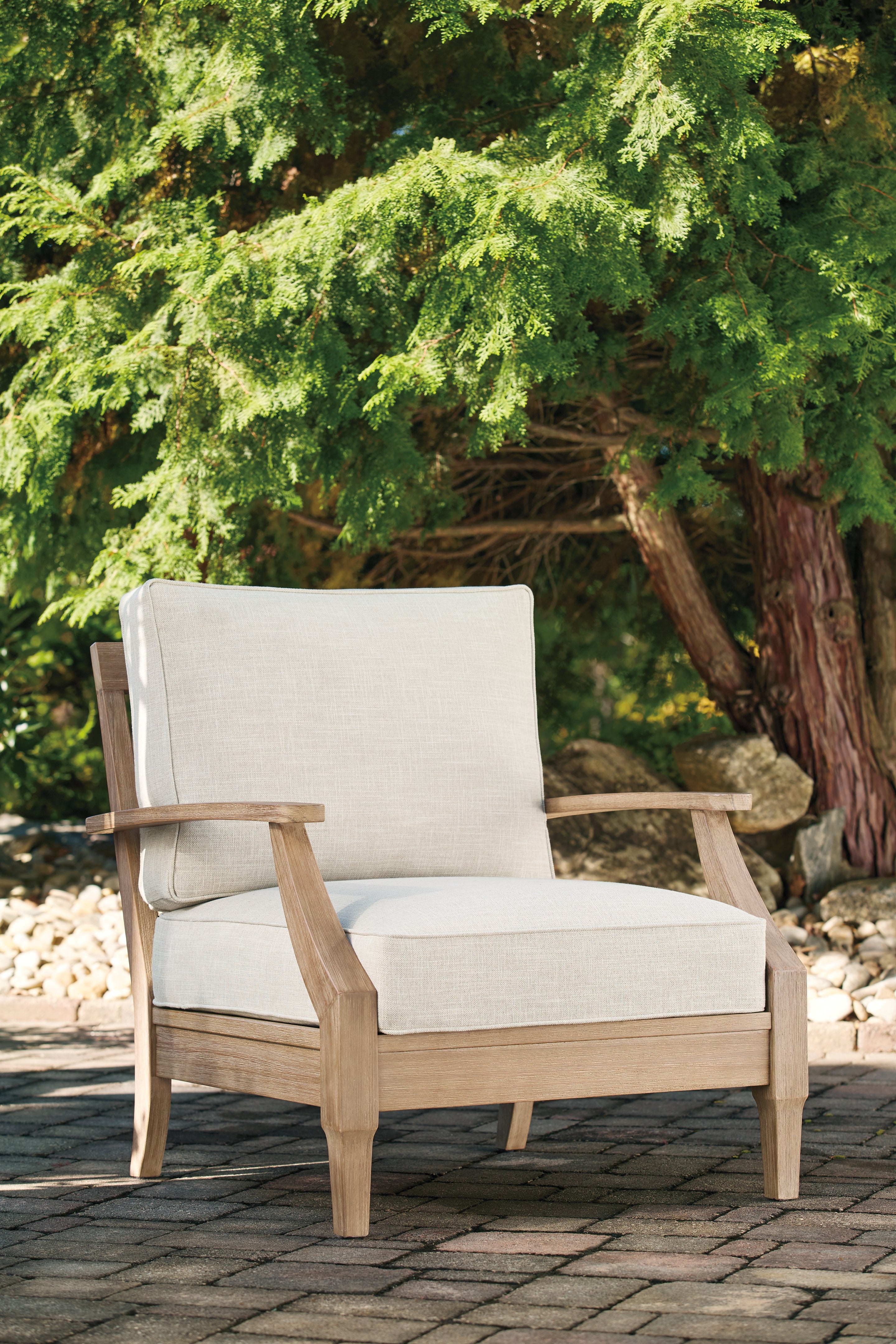 Prime Furniture - Ashley Furniture - Carter Hall Outdoor - Lounge Chair w/Cushion (1/CN) / Beige - P601-820