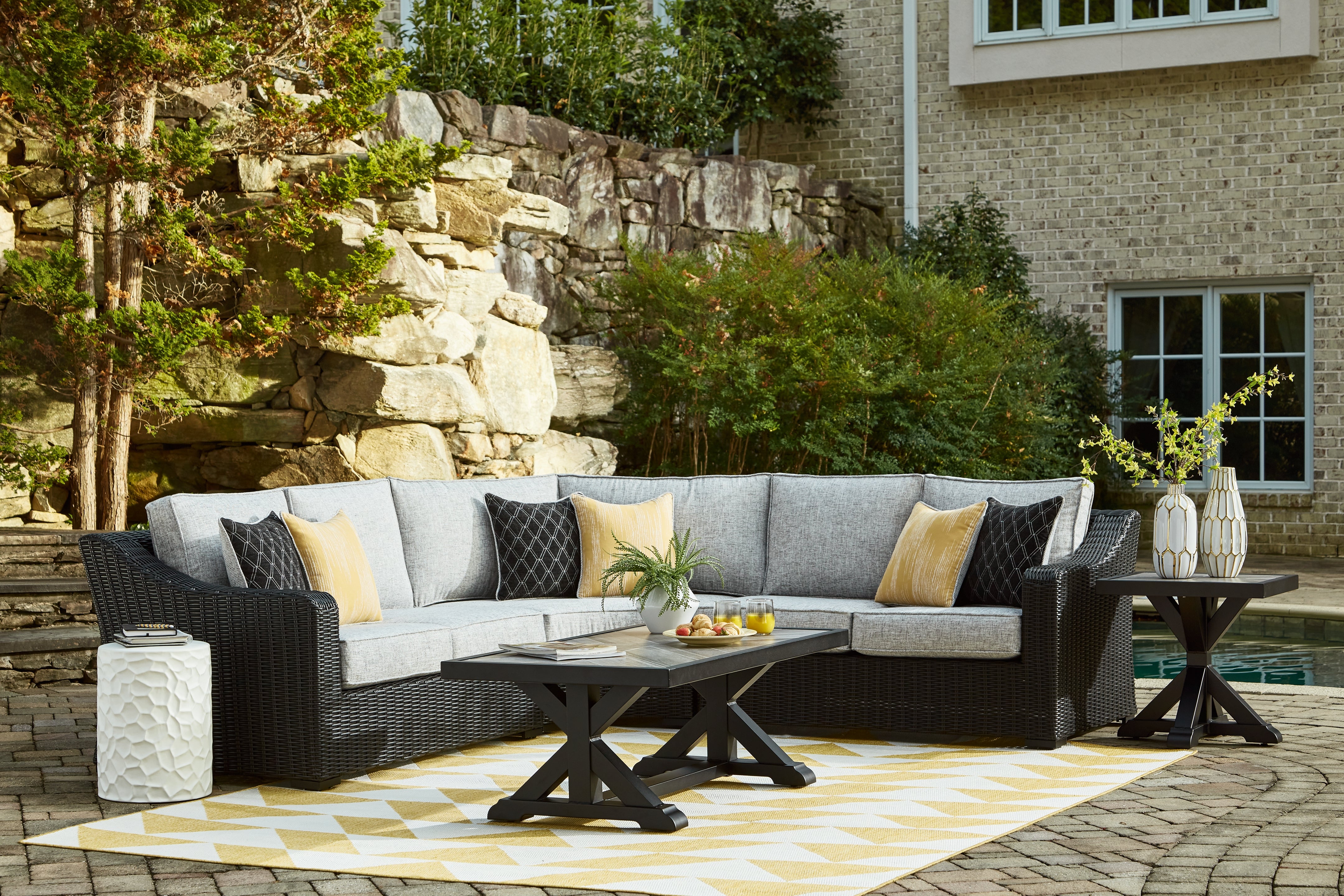 Prime Furniture - Ashley Furniture - Beachcroft Outdoor - 3-Piece Outdoor Sectional / Black/Light Gray - P792P1