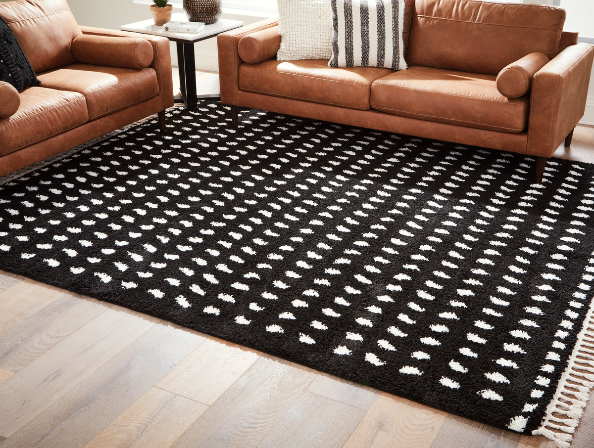 Prime Furniture - Ashley Furniture - Minston Rug - 5' x 7' Rug / Black/White - R405952