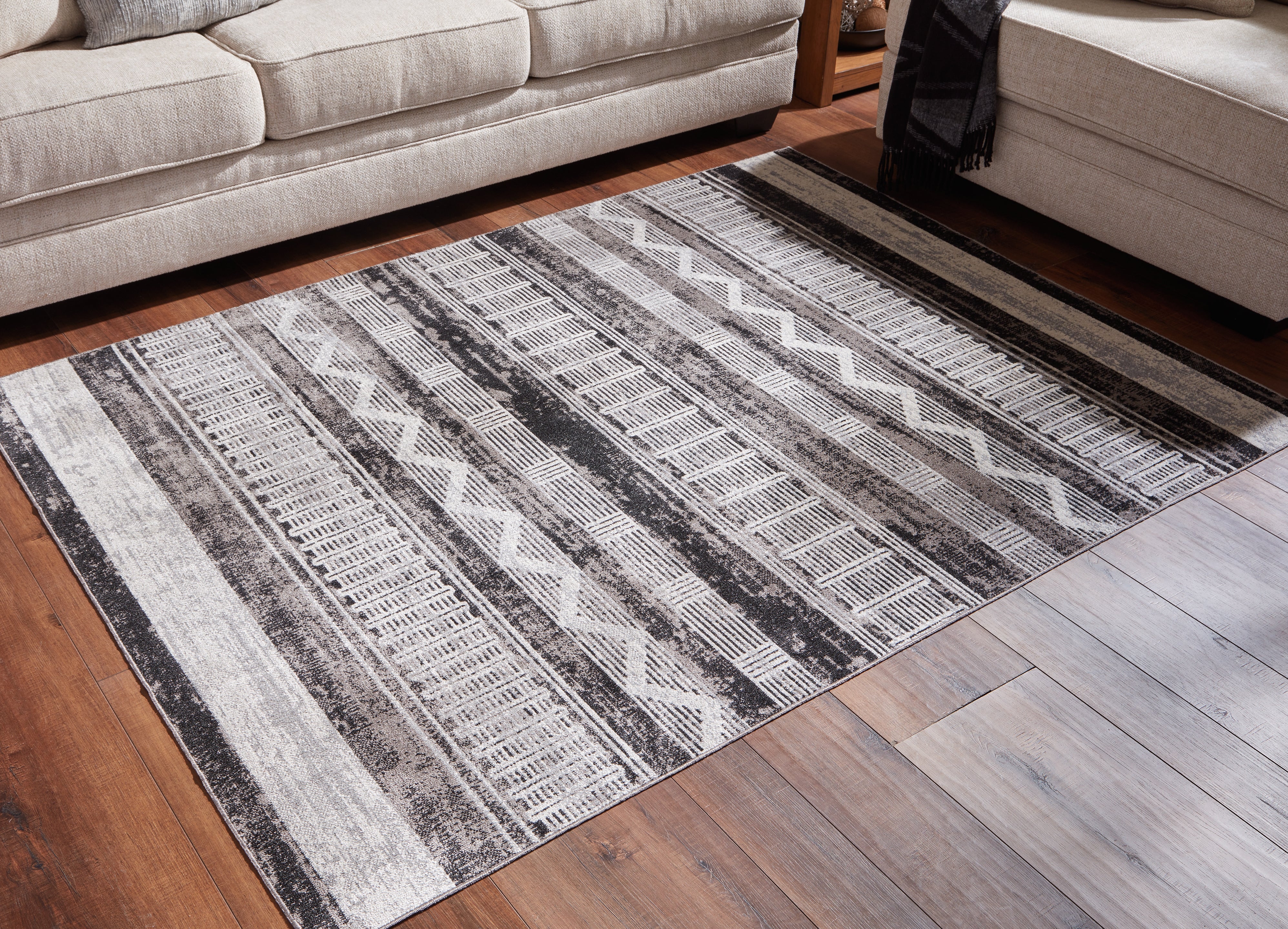 Prime Furniture - Ashley Furniture - Henchester Rug - 8' x 10' Washable Rug / Multi - R405991