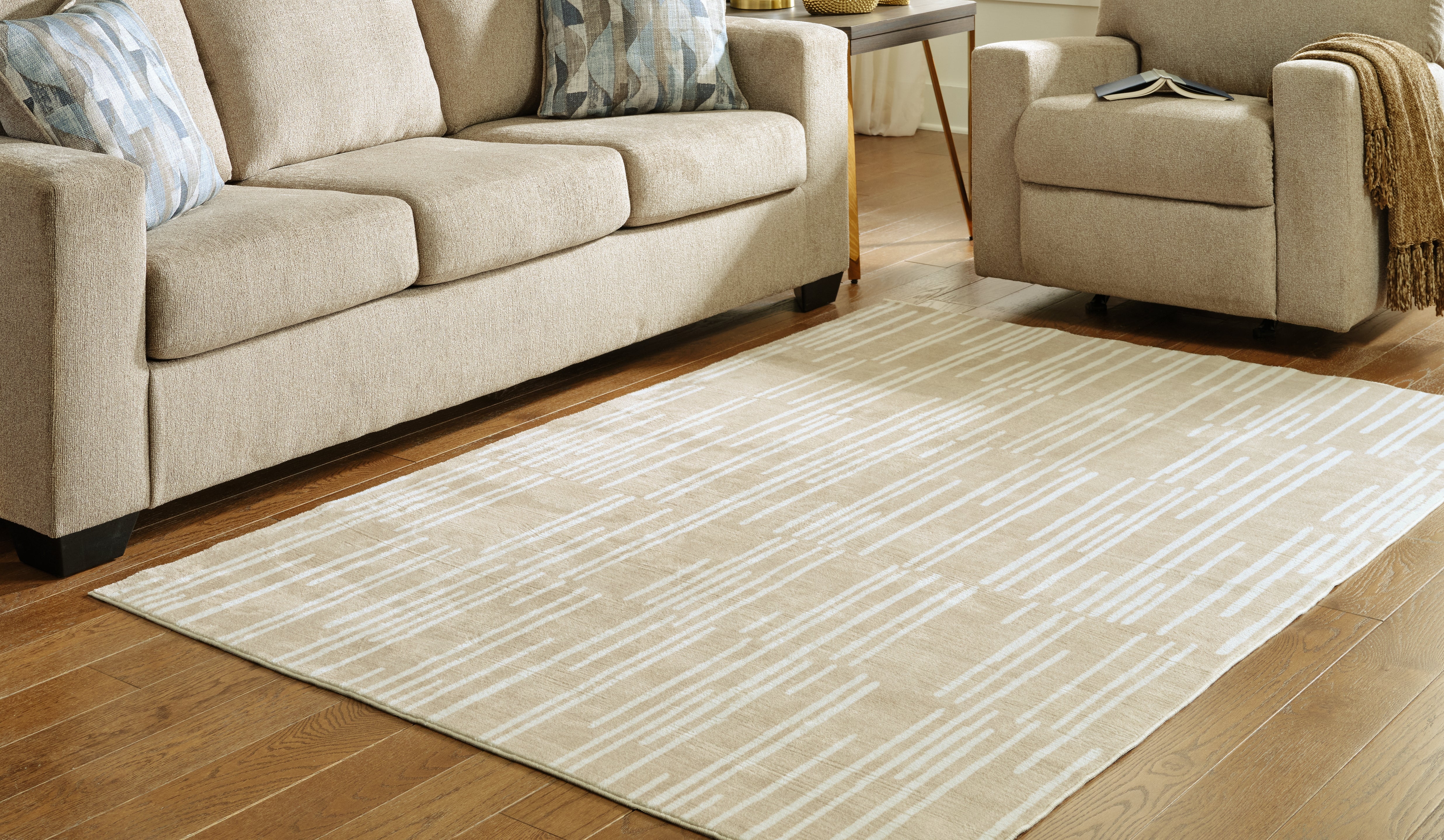 Prime Furniture - Ashley Furniture - Ardenville Rug - 5' x 7'1" Washable Rug / Tan/Cream - R406212