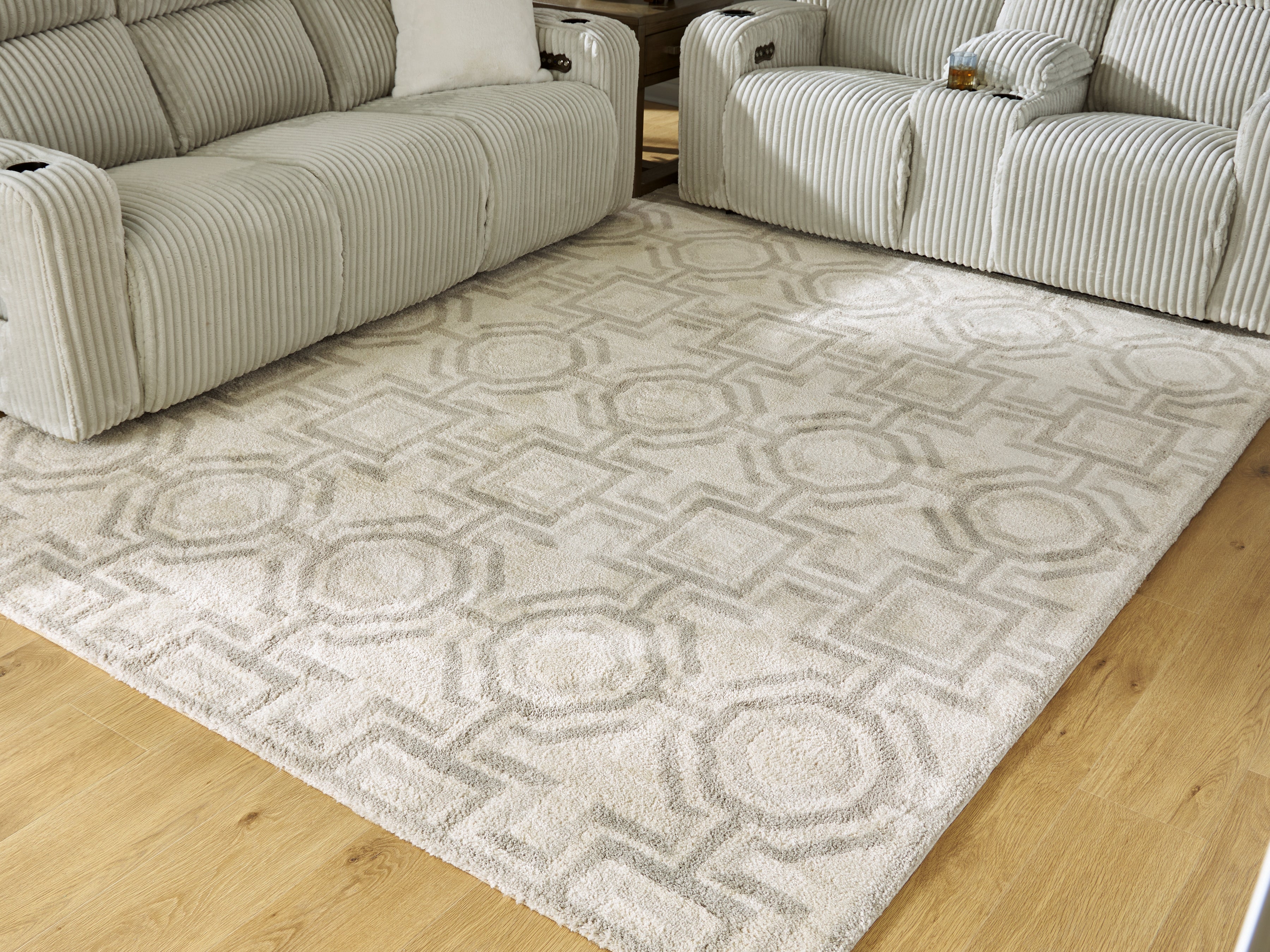 Prime Furniture - Ashley Furniture - Maconville Rug - Large Rug / Ivory/Gray - R407321