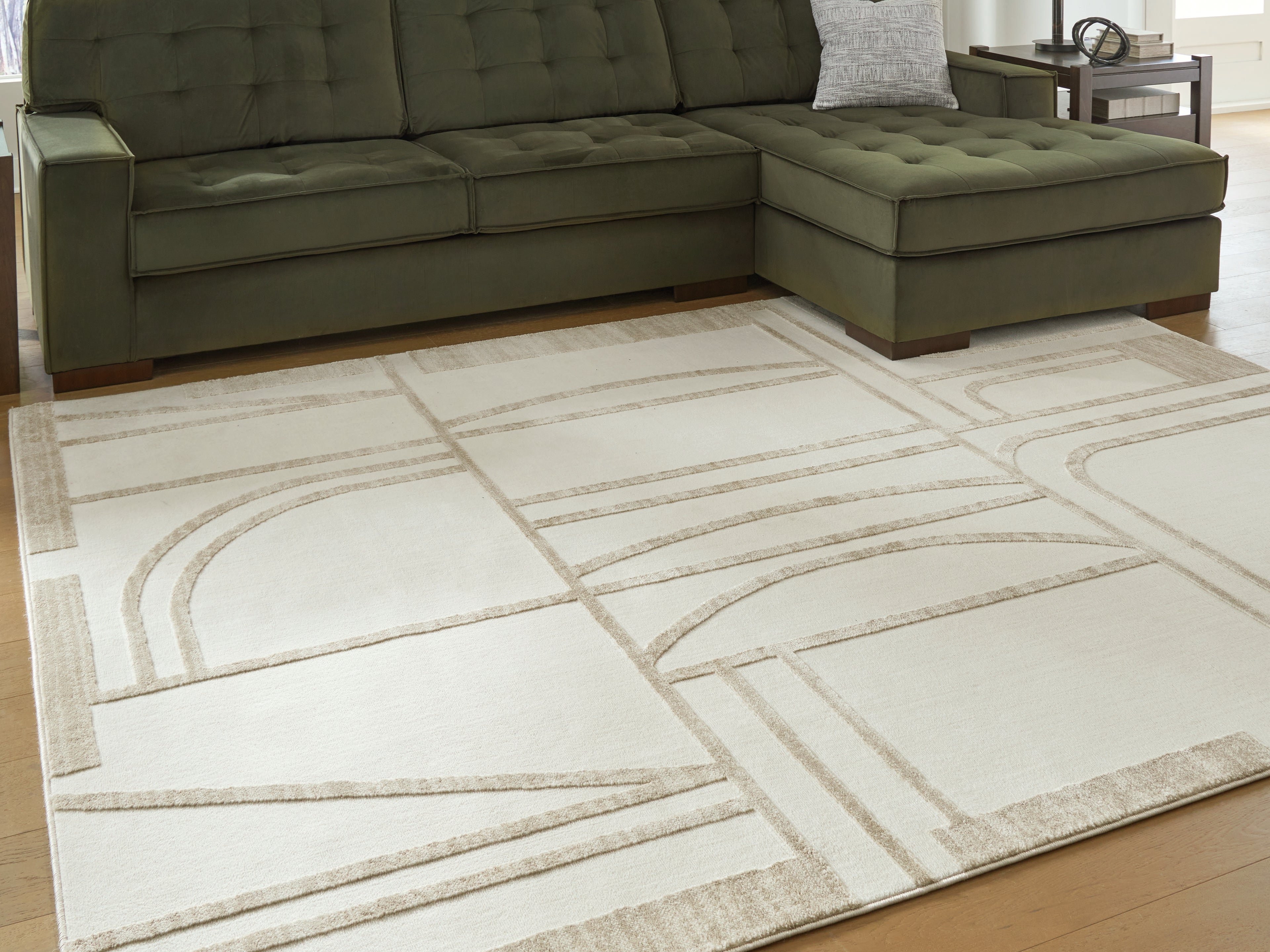 Prime Furniture - Ashley Furniture - Farongrove Rug - 7'10" x 10' Area Rug / Ivory/Beige - R407671