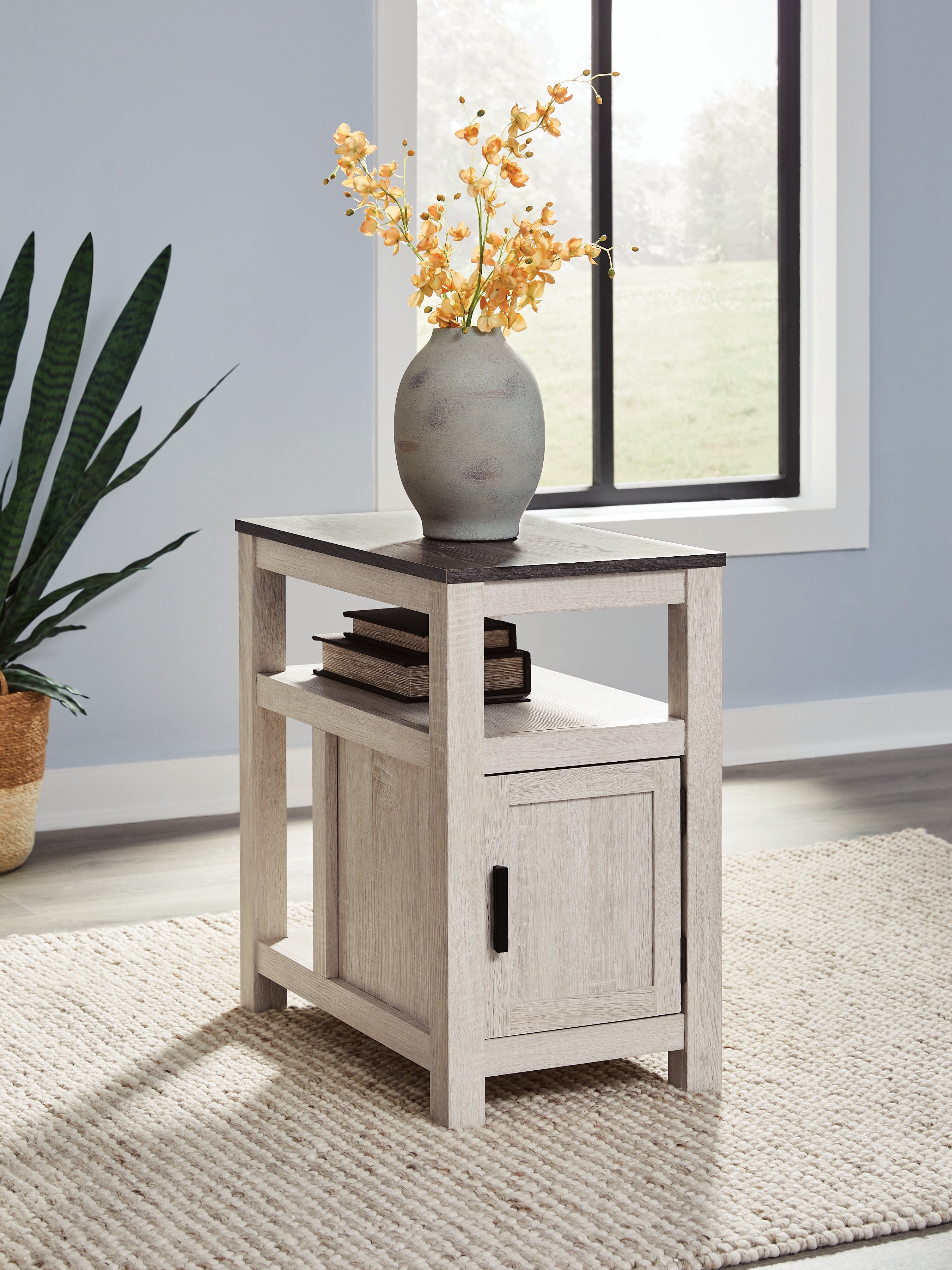 Prime Furniture - Ashley Furniture - Fendenmore Chairside End Table - Chair Side End Table / Brown Gray/Antique White - T190-217