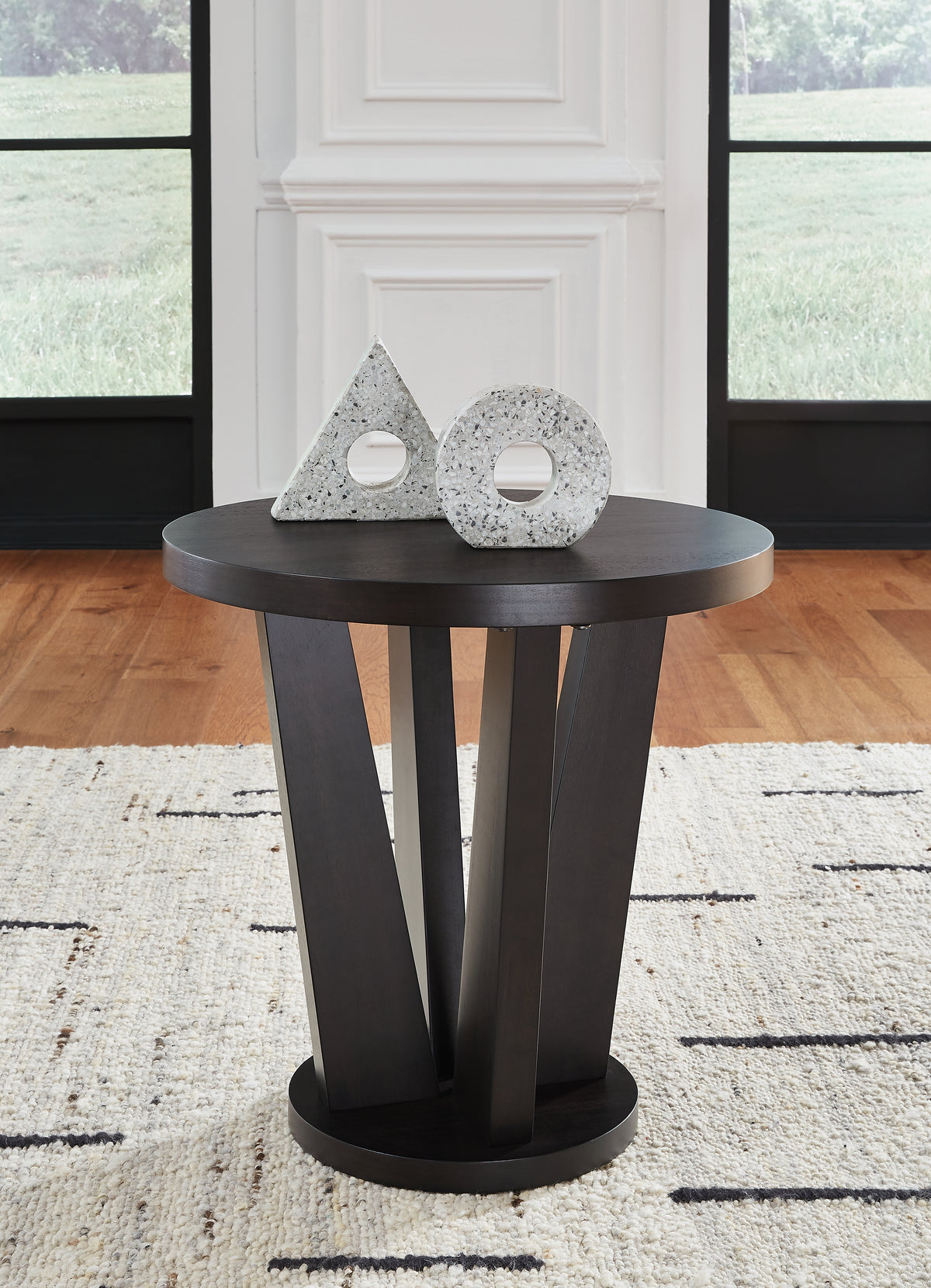 Prime Furniture - Ashley Furniture - Chasinfield End Table - Round End Table / Dark Brown - T458-6