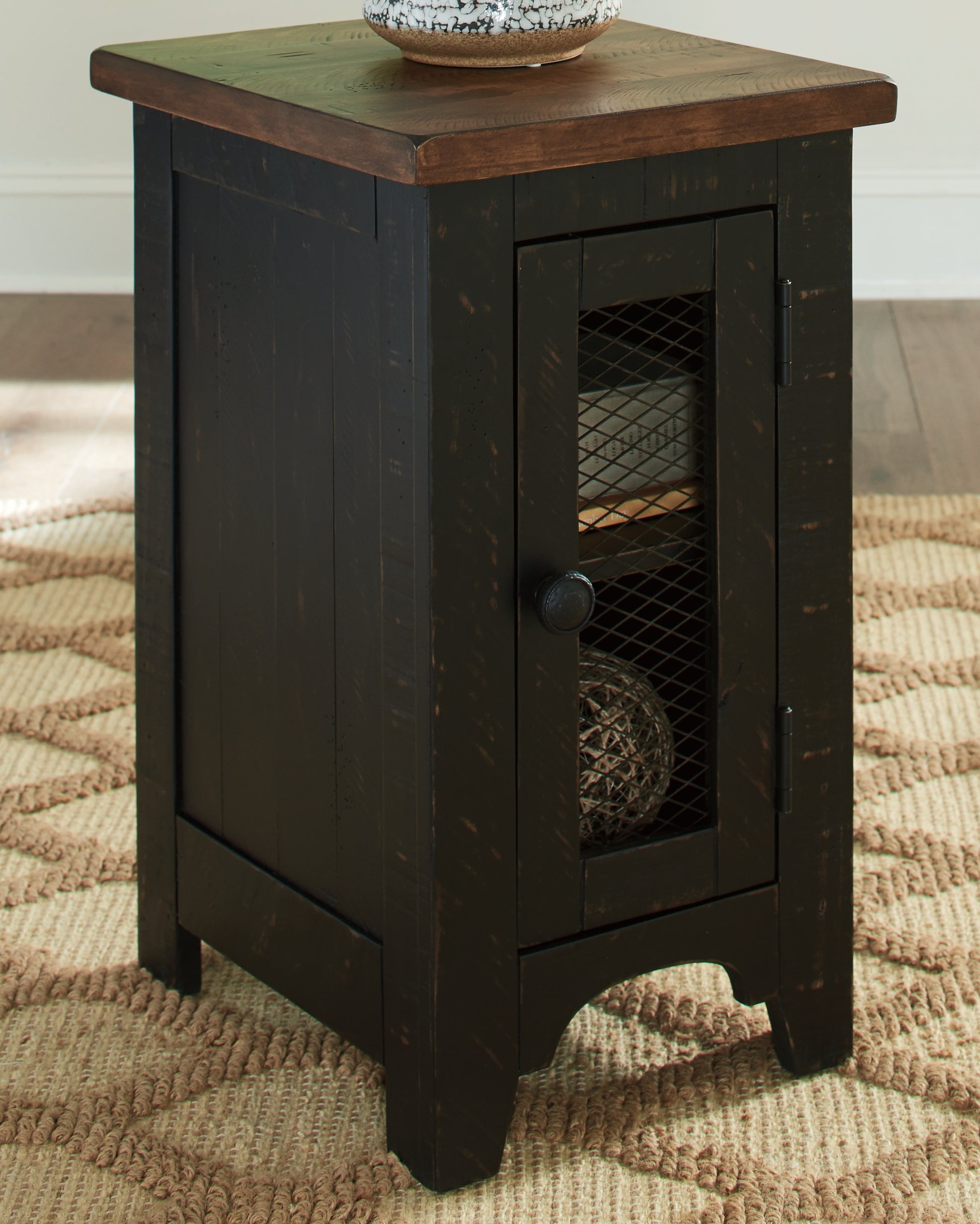 Prime Furniture - Ashley Furniture - Valebeck Chairside End Table - Chair Side End Table / Black/Brown - T468-7