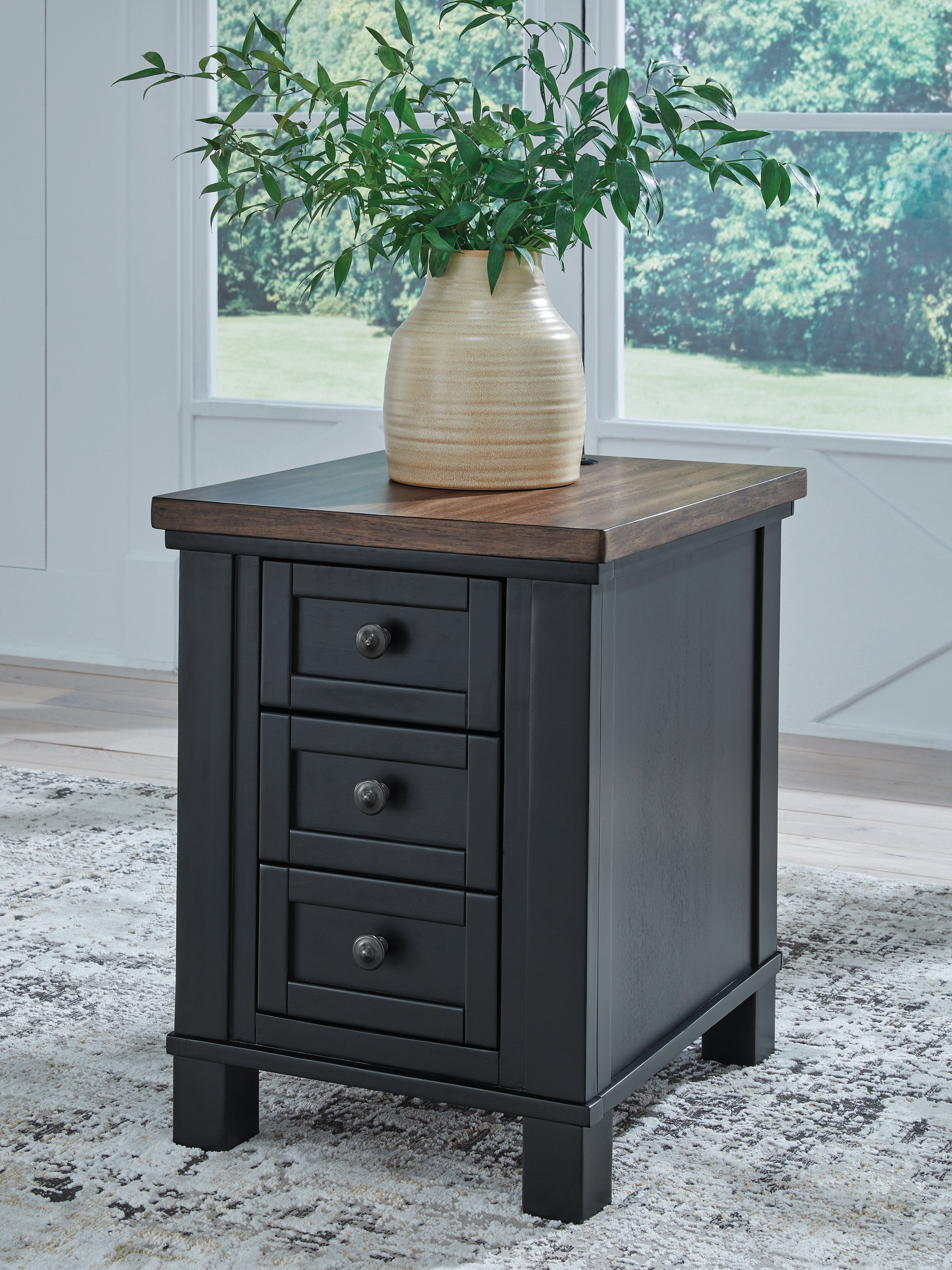 Prime Furniture - Ashley Furniture - Wildenauer Chairside End Table - Chair Side End Table / Brown/Black - T664-7